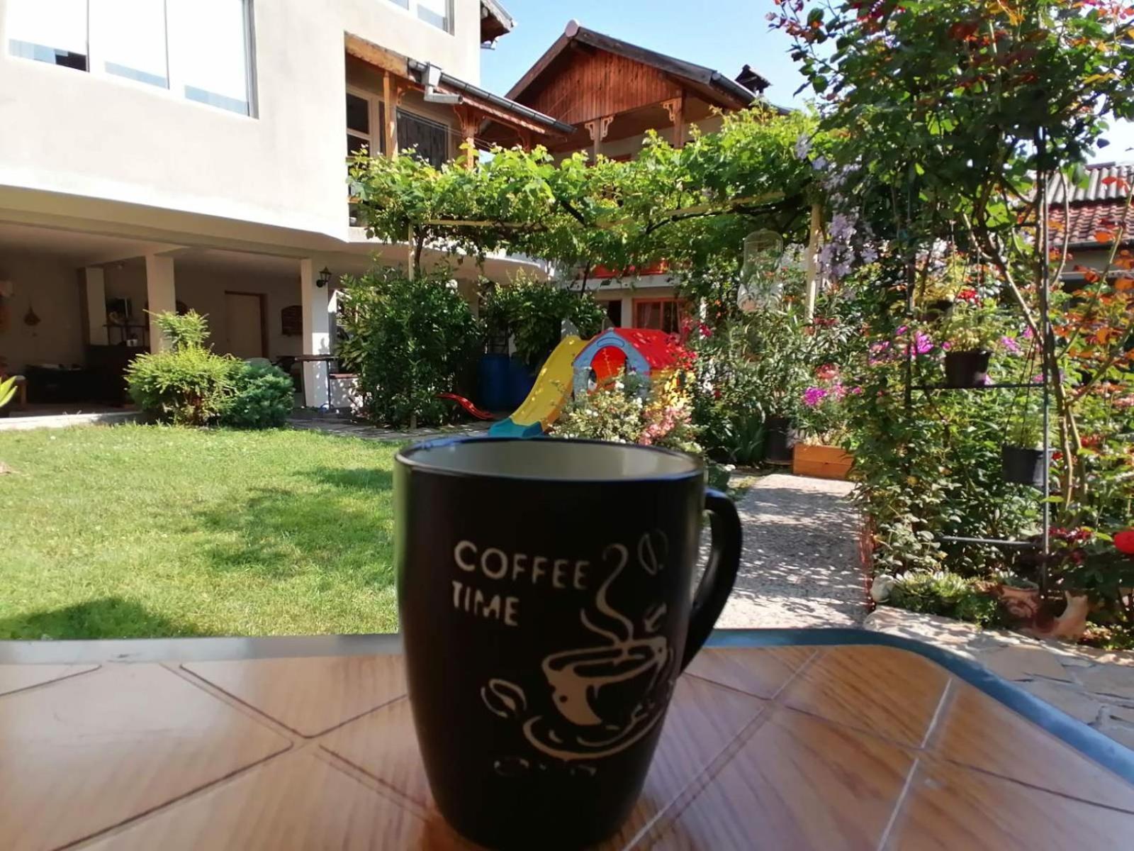 אובזור Guest House Sokratovi מראה חיצוני תמונה