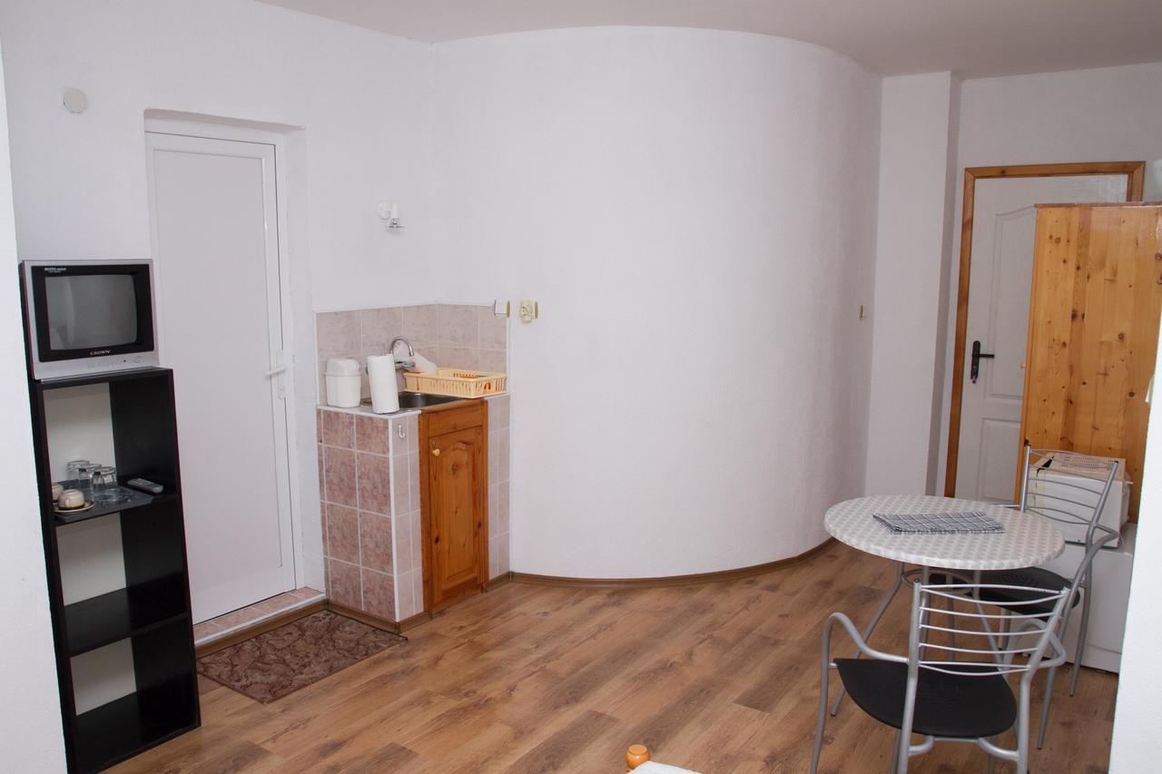 אובזור Guest House Sokratovi מראה חיצוני תמונה
