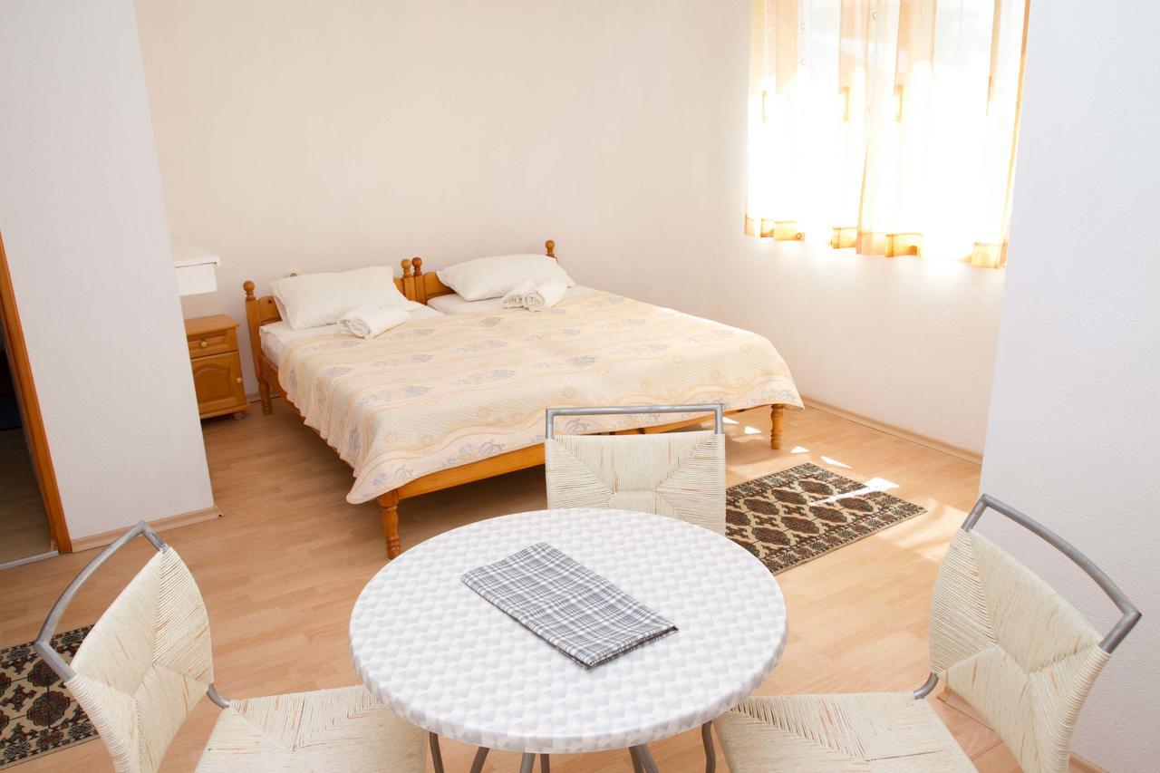 אובזור Guest House Sokratovi מראה חיצוני תמונה