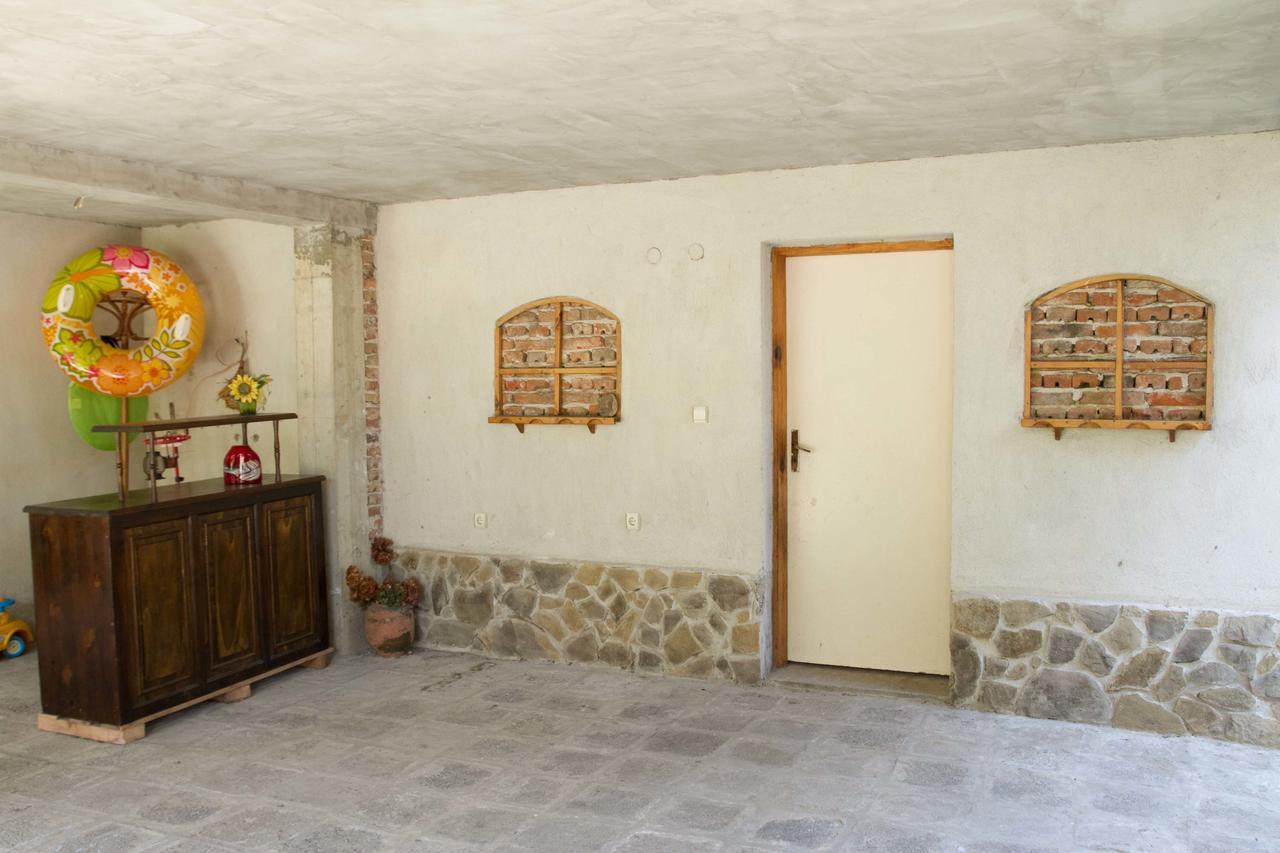 אובזור Guest House Sokratovi מראה חיצוני תמונה